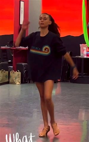 Eighteen Year Old Sexy Latina Dance