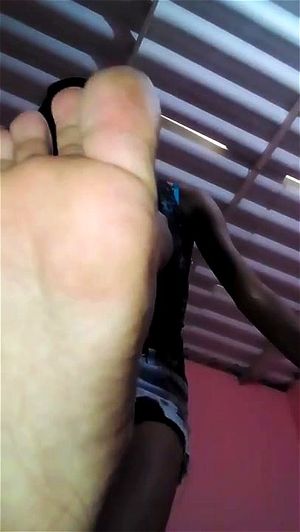 Latina feet thumbnail