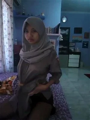 hijabi thumbnail