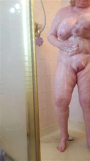 Watch granny shower - Big Pussy, Granny Bbw, Bbw Porn - SpankBang