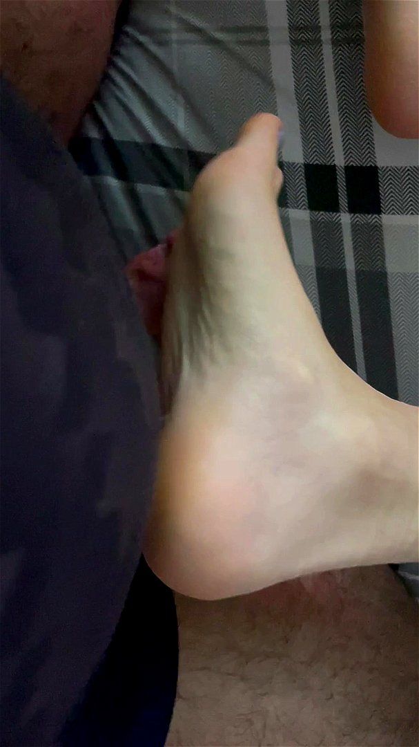 My step sister gave me a quick footjob