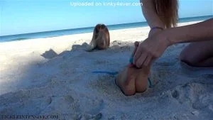 Feet tickling / Lickles thumbnail