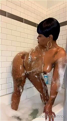 Diamond Monroe all soaped up Diamond Monroe all soaped up