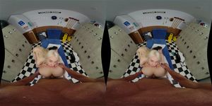 Scarlett Hampton thumbnail