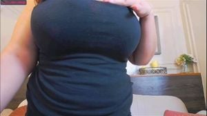 Busty thumbnail