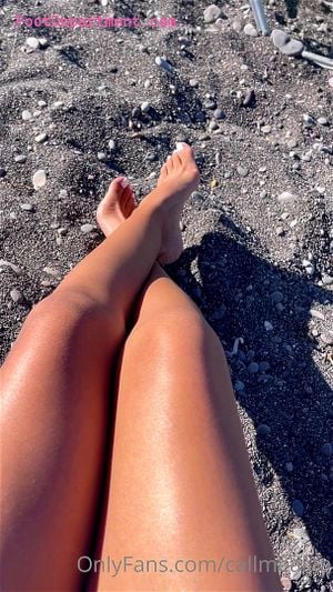 beach feet