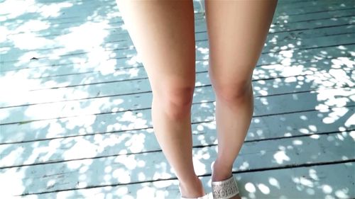Softcore-Szenen, die Schönheit und Erregung in einer äußerst anspruchsvollen Darbietung vereinen. Porno Video - SpankBang
