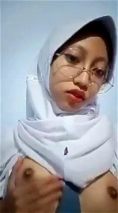 Watch Jilbab Kacamata Sma Mainin Tetek Smp Jilbab Small Tits  