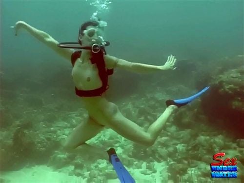 wenona, scuba diving, solo, striptease