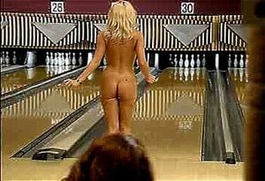 Nude Bowling