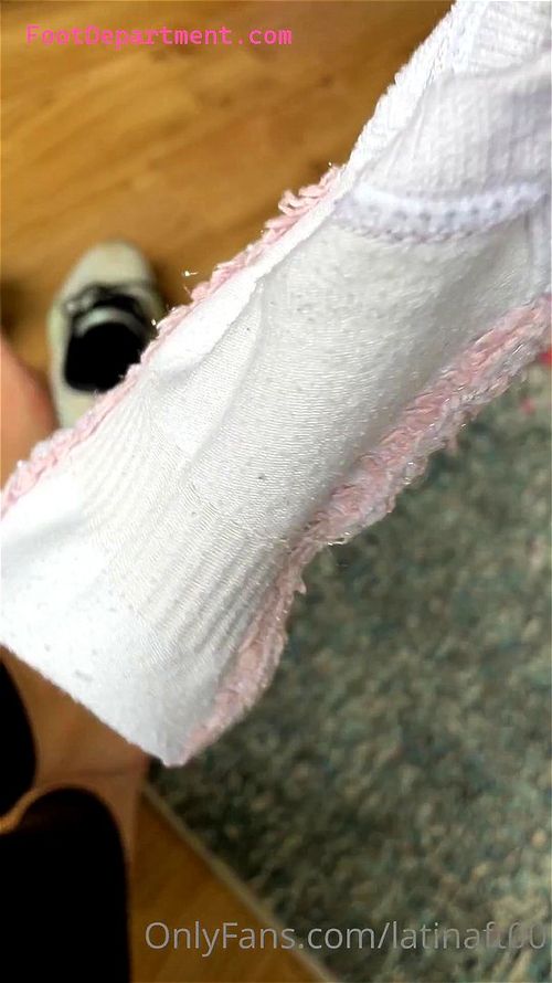 latina taking off shoes and socks: Foot Model, Foot Fetish Socks Footlover Pedicure & Feet Worship Toes Porn