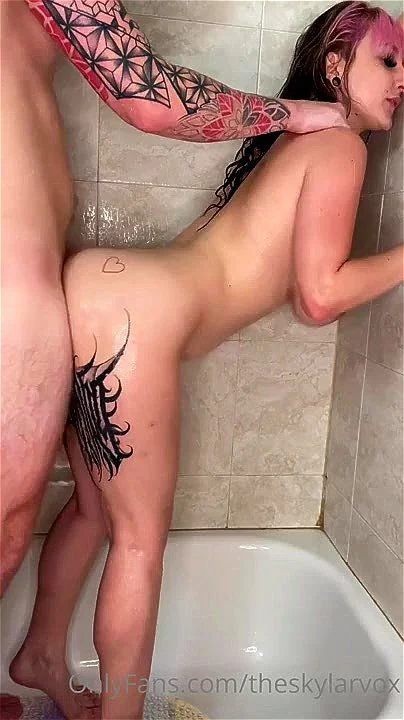 pornstar, big tits, big ass, bathroom