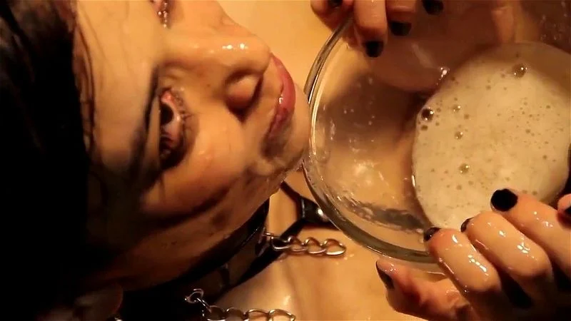 Argentinean whore worships cum in nasty bukkake/gokkun Argentinean whore worships cum in nasty bukkake/gokkun