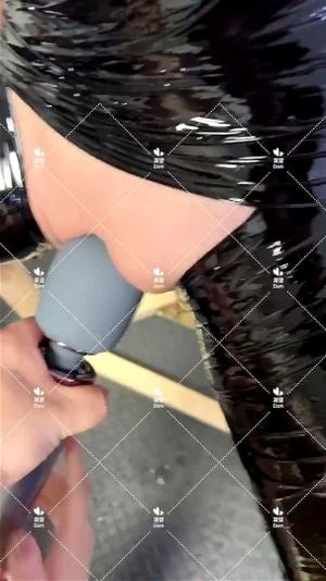 Watch from 0:01:04