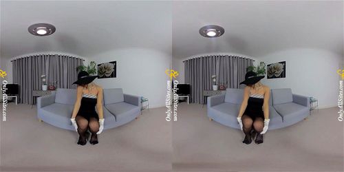 virtual reality, vr, redhead, public