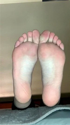 Rough Feet / Yellow Soles thumbnail