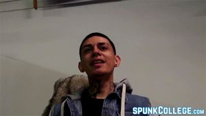 Watch from 0:00:32