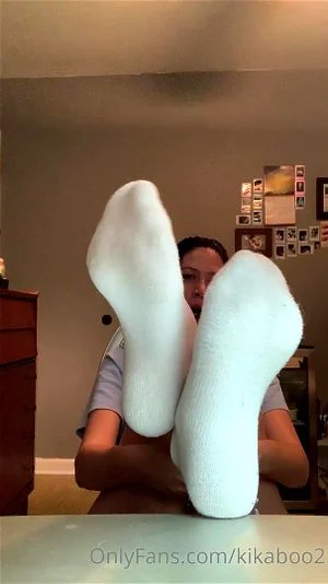 Feet thumbnail