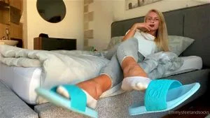 Watch from 0:01:09