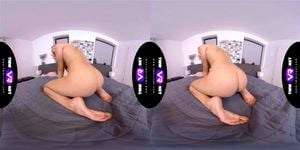 virtural reality thumbnail