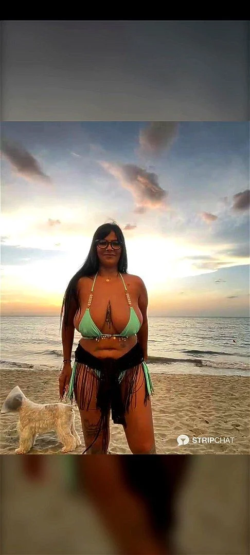 babe, cam, big boobs, beach