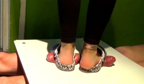 Shoe Trample CBT Vídeo pornô - SpankBang