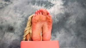 Feet thumbnail