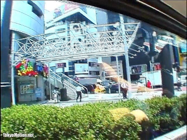 露出 大都会東京 伊吹理沙 露出 大都会東京 伊吹理沙
