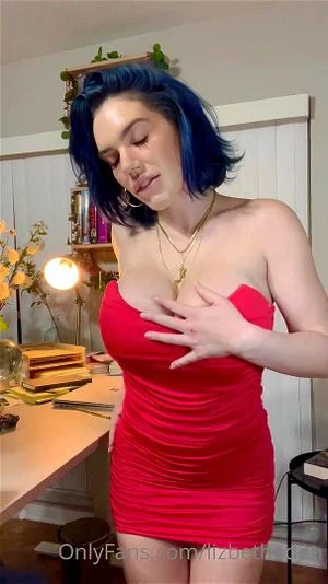 cleavage thumbnail