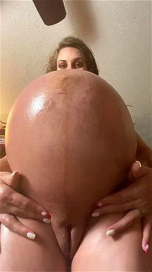 Huge Preggo Mom - Watch huge preggo belly - Belly Rub, Pregnant Mom, Solo Porn - SpankBang