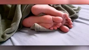 SECRETSANDALS - FOOTJOB CUMSHOT COMPILATION