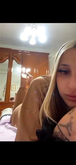 Watch from 0:04:23