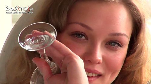 Galitsin girls - Galitsin Girls, Lesbian Teens Kissing, Lesbian Porn - SpankBang