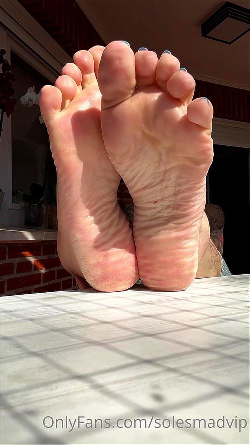 IG Feet thumbnail