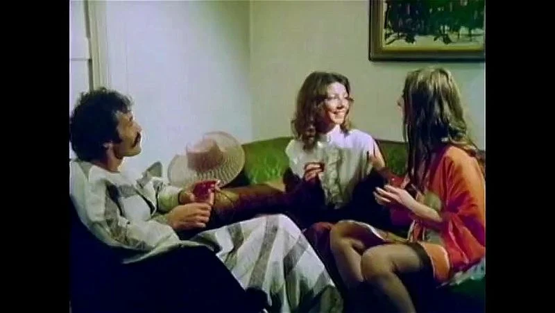 Little Angel Puss (1975, Joan Devlon, David Brook)