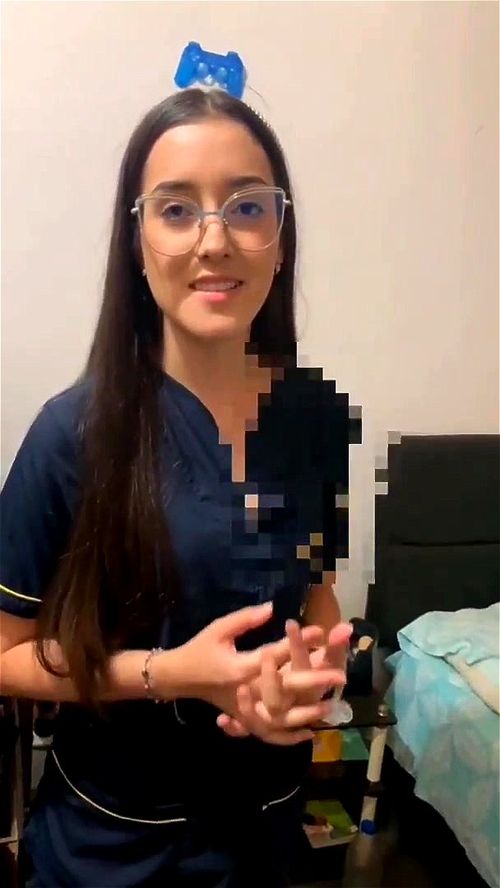 ラテン系女性がセックスを求めている エロ動画 - SpankBang