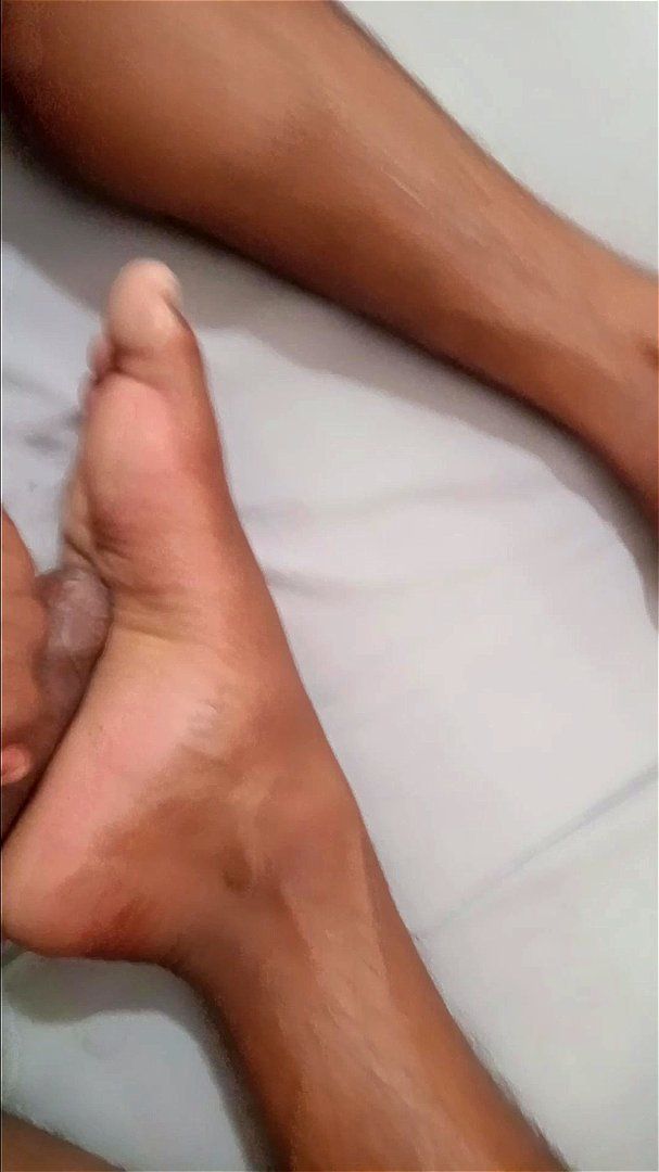 MEGA FOOT PERV