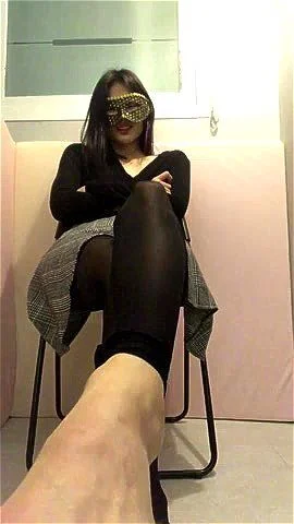 Asian feet thumbnail
