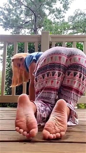 Self foot worship thumbnail