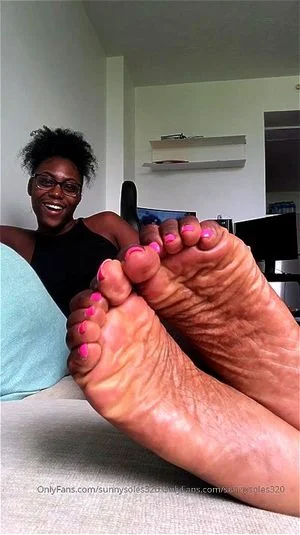 Ebony feet joi funky stank bitches  thumbnail