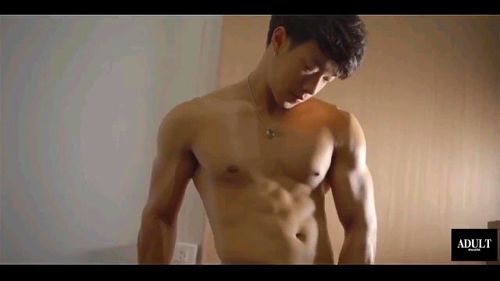 เบ๊บ อิทธิพร ก่อวาณิชกุล Porn - SpankBang