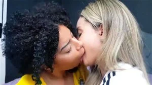 INTERRACIAL anteprima