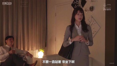 Erlebe Kaede Karen in einem leidenschaftlichen und aufregenden JAV-Film. Sieh sie in gewagten und verführerischen Szenen, die ihre schauspielerischen Fähigkeiten zeigen. Entdecke eine Welt voller Vergnügen und Verführung mit einer erwachsenen Darstellerin für ein unvergessliches Erlebnis. Porno Video - SpankBang