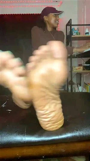 Sexy Meaty Feet thumbnail