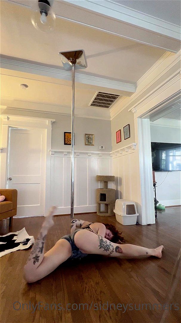 redhead pole