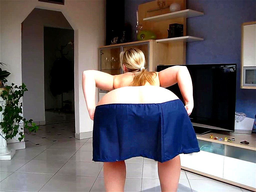 sarah big butt in answer #2467918