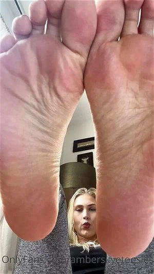 White Toes thumbnail