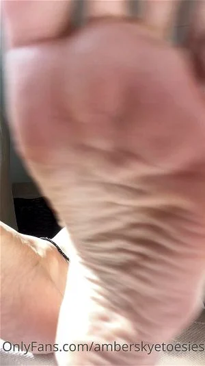 Feet thumbnail