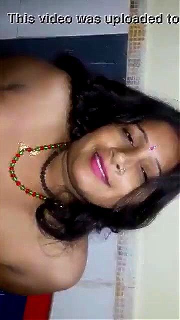 Bhabhi Hot