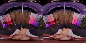 strip vr thumbnail